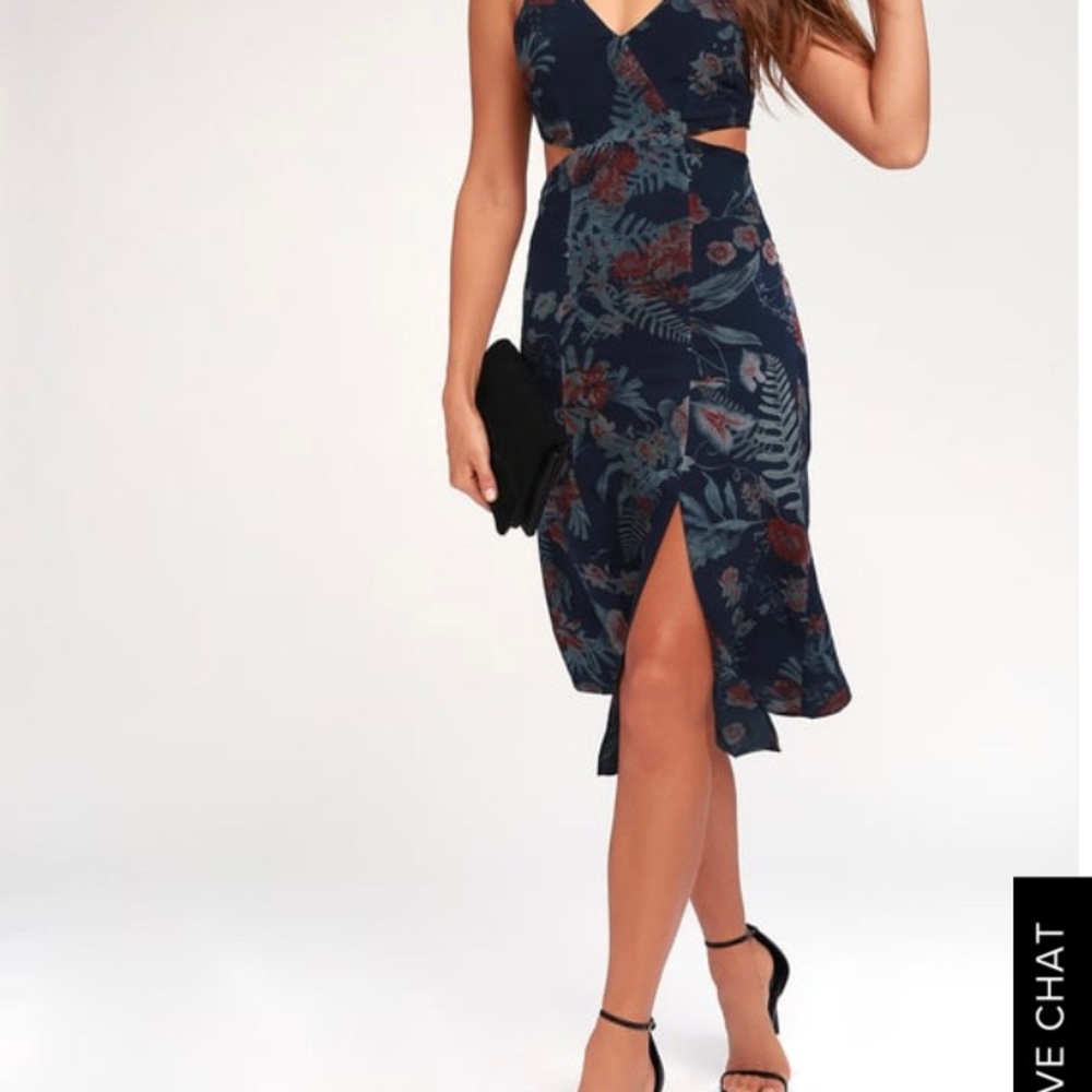 Floral cut out dress NWT 💕